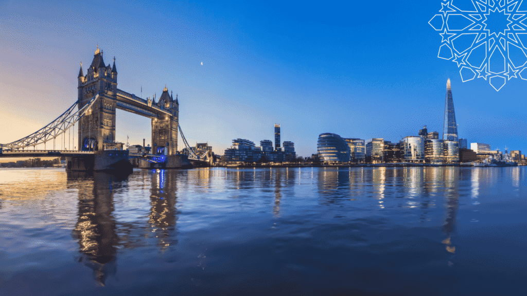 London skyline featuring Tower Bridge and the River Thames at twilight, with an Islamic geometric pattern overlay for online Quran classes in London.